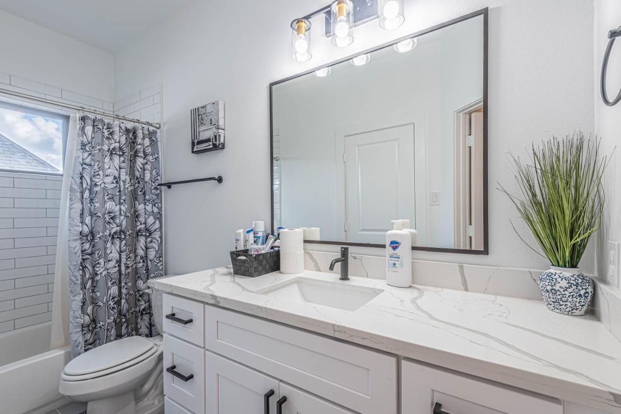 Luxury 3Br, Ks Bed Mins Away 4Rm Dtown, Med Ctr Villa Houston Dış mekan fotoğraf